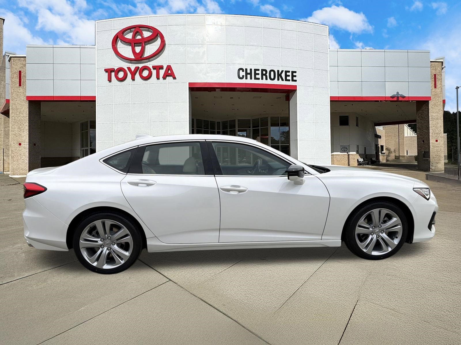 Used 2023 Acura TLX w/ Technology Package FWD image 4
