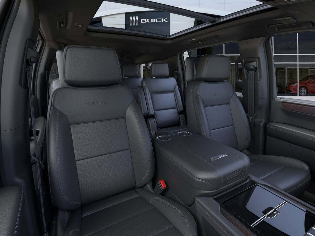 New 2026 GMC Yukon XL Denali w/ Denali Reserve Package image 16