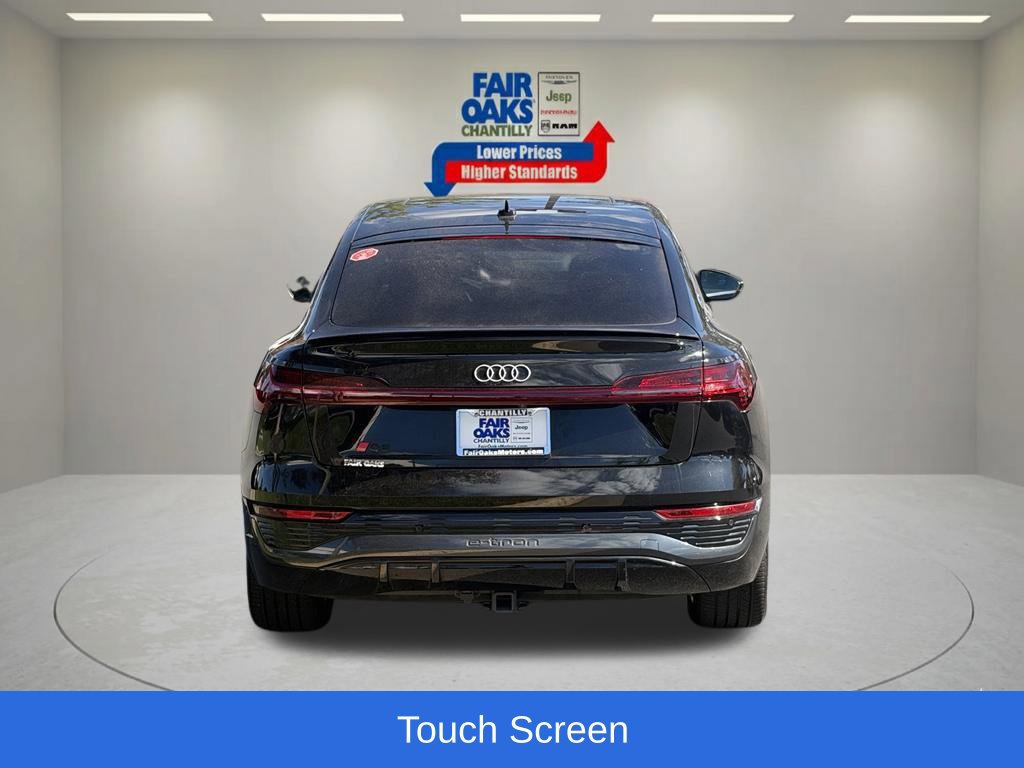 Used 2024 Audi Q8 e-tron Premium Plus w/ Premium Plus Package AWD/4WD image 9