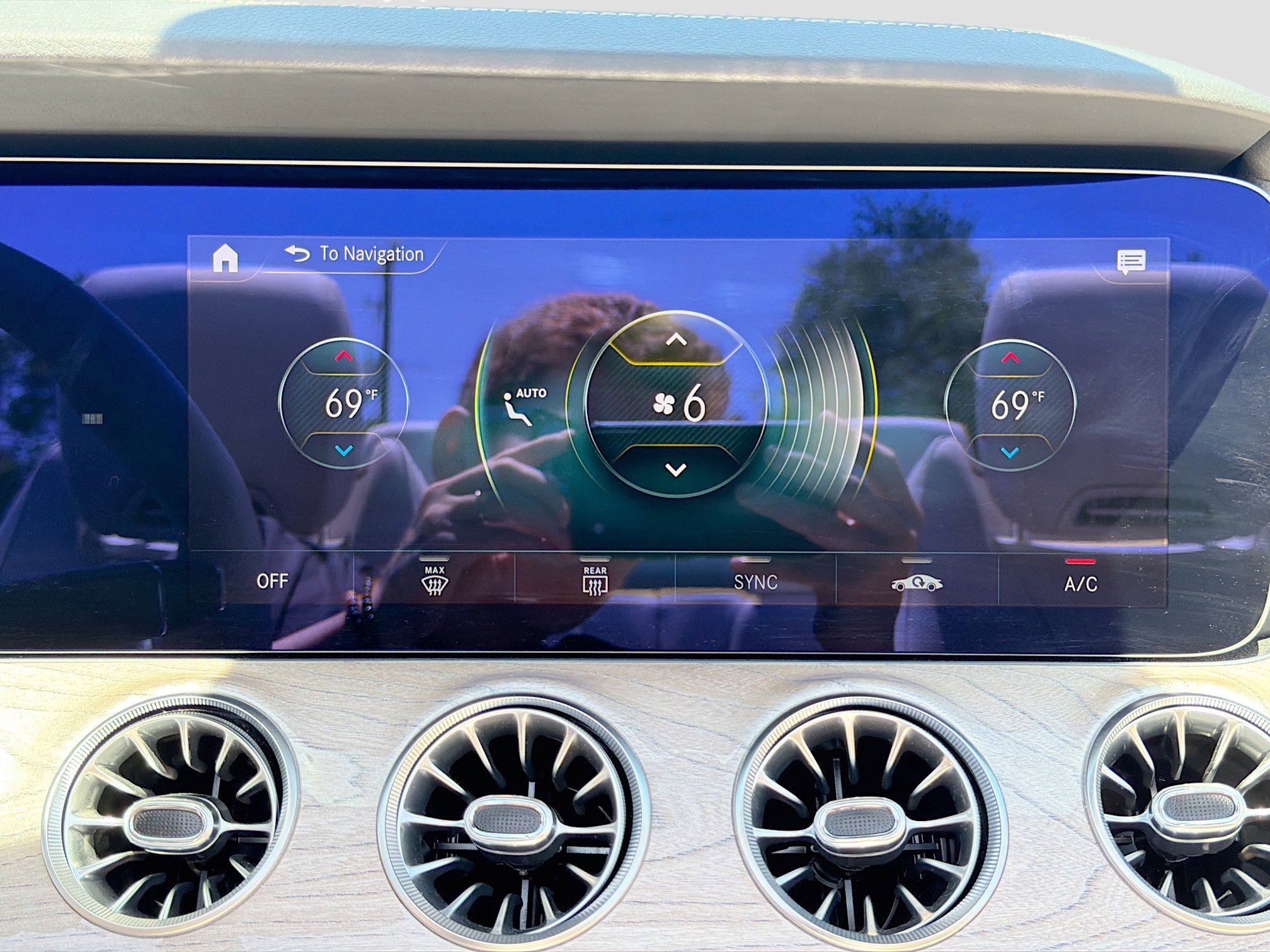 Used 2023 Mercedes-Benz E 450 4MATIC Cabriolet image 35