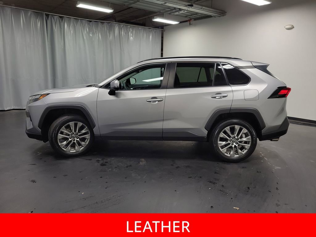 Used 2024 Toyota RAV4 XLE Premium w/ Weather Package AWD/4WD image 5