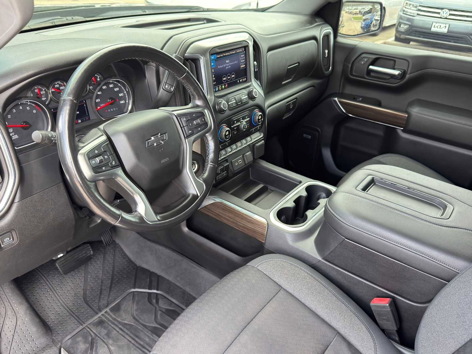 Used 2019 Chevrolet Silverado 1500 RST w/ All-Star Edition image 8