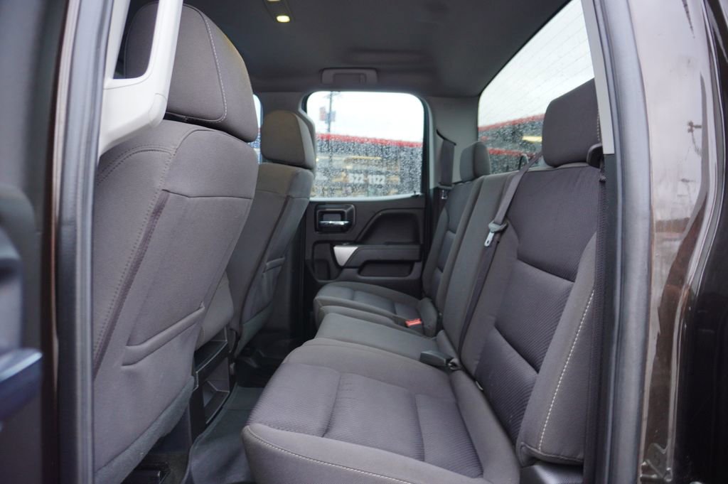 Used 2018 Chevrolet Silverado 1500 LT w/ All Star Edition image 24