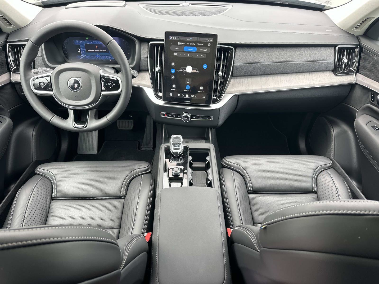 New 2026 Volvo XC90 B6 Ultra AWD/4WD image 7