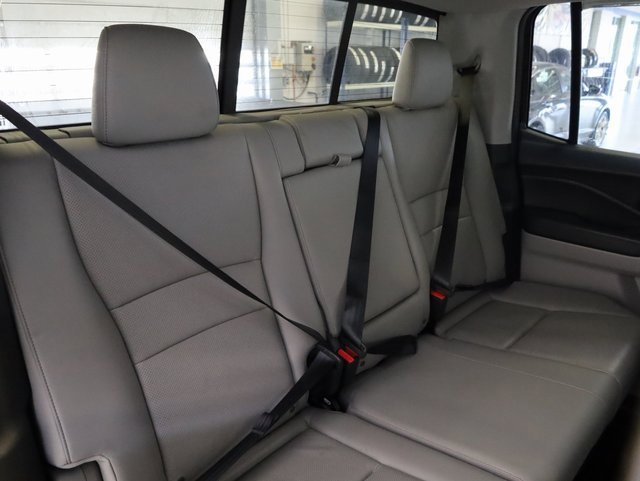 Used 2017 Honda Ridgeline RTL-E image 31