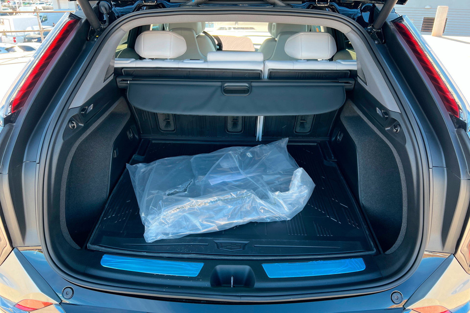 New 2026 Cadillac Optiq Sport 2 w/ LPO, Floor Liner Package image 23