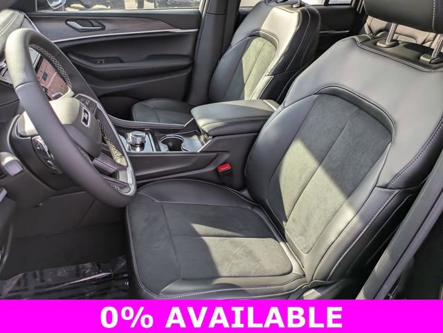 New 2026 Jeep Grand Cherokee Laredo image 11