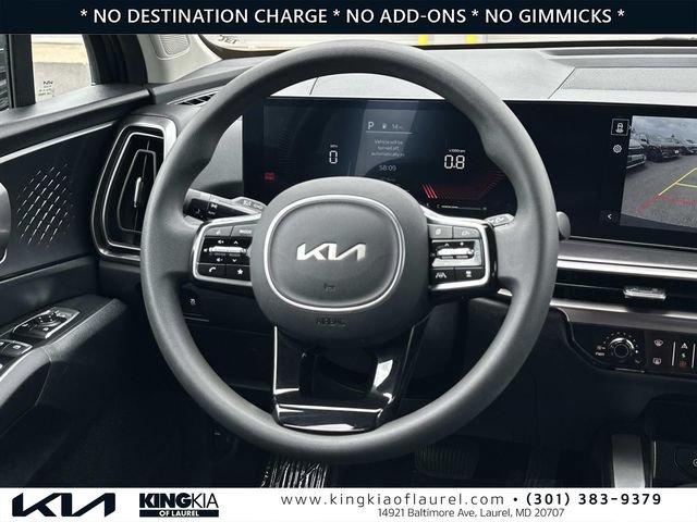 Used 2024 Kia Sorento LX FWD image 8