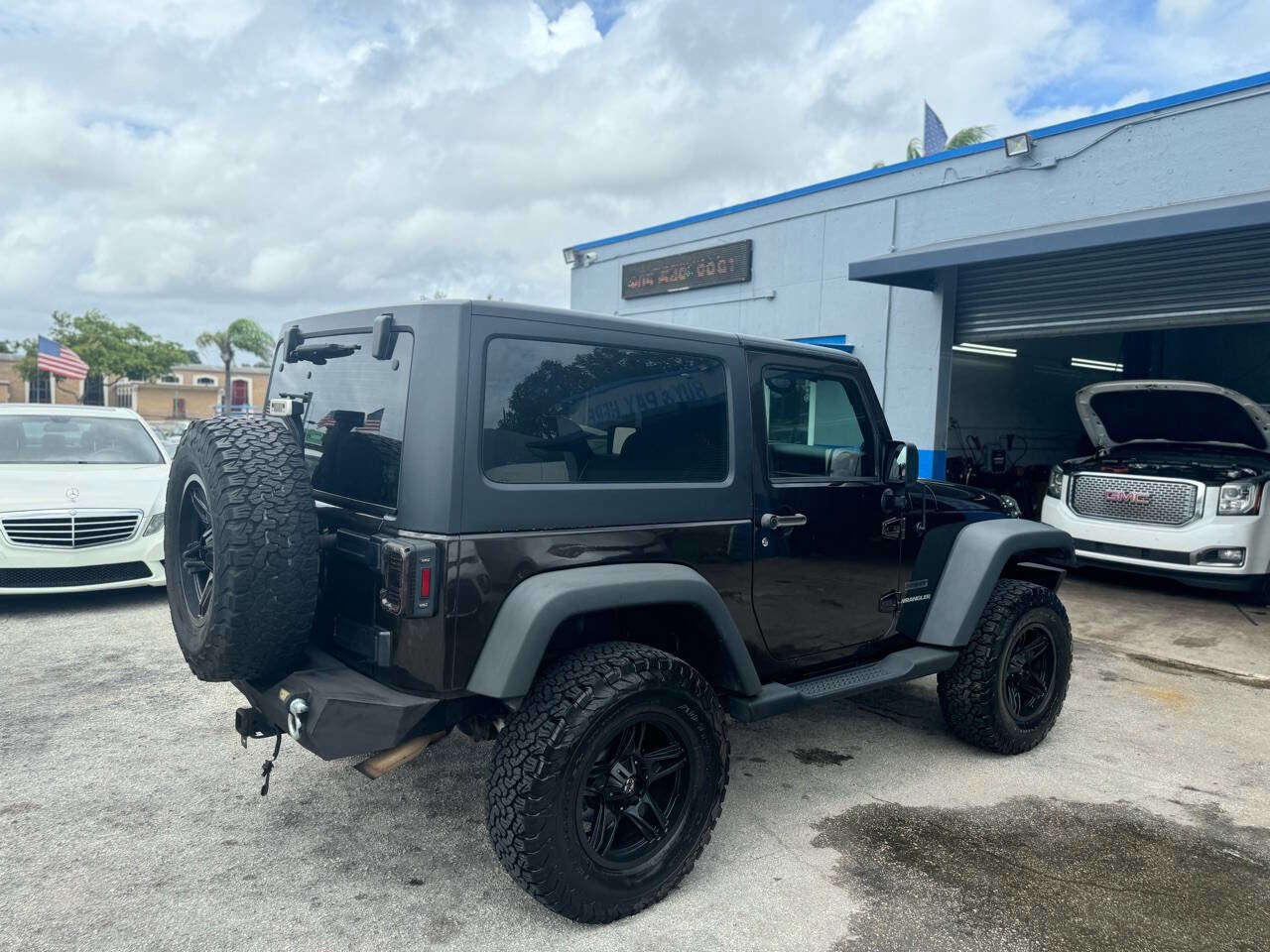 Used 2013 Jeep Wrangler Sport image 10