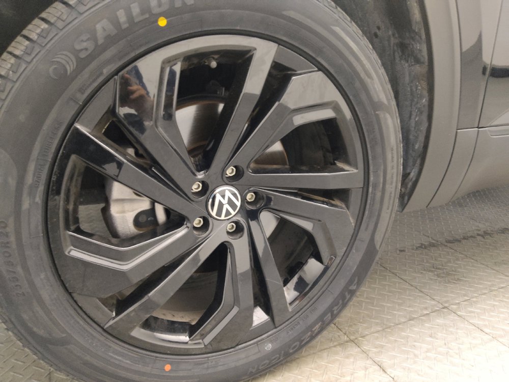 Used 2023 Volkswagen Atlas SE w/ Panoramic Sunroof Package FWD image 31