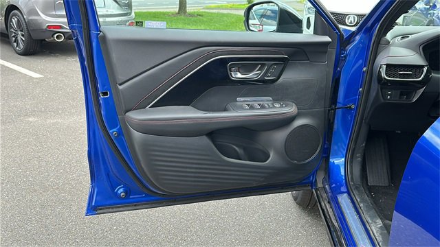 Used 2025 Acura ADX A-Spec image 9