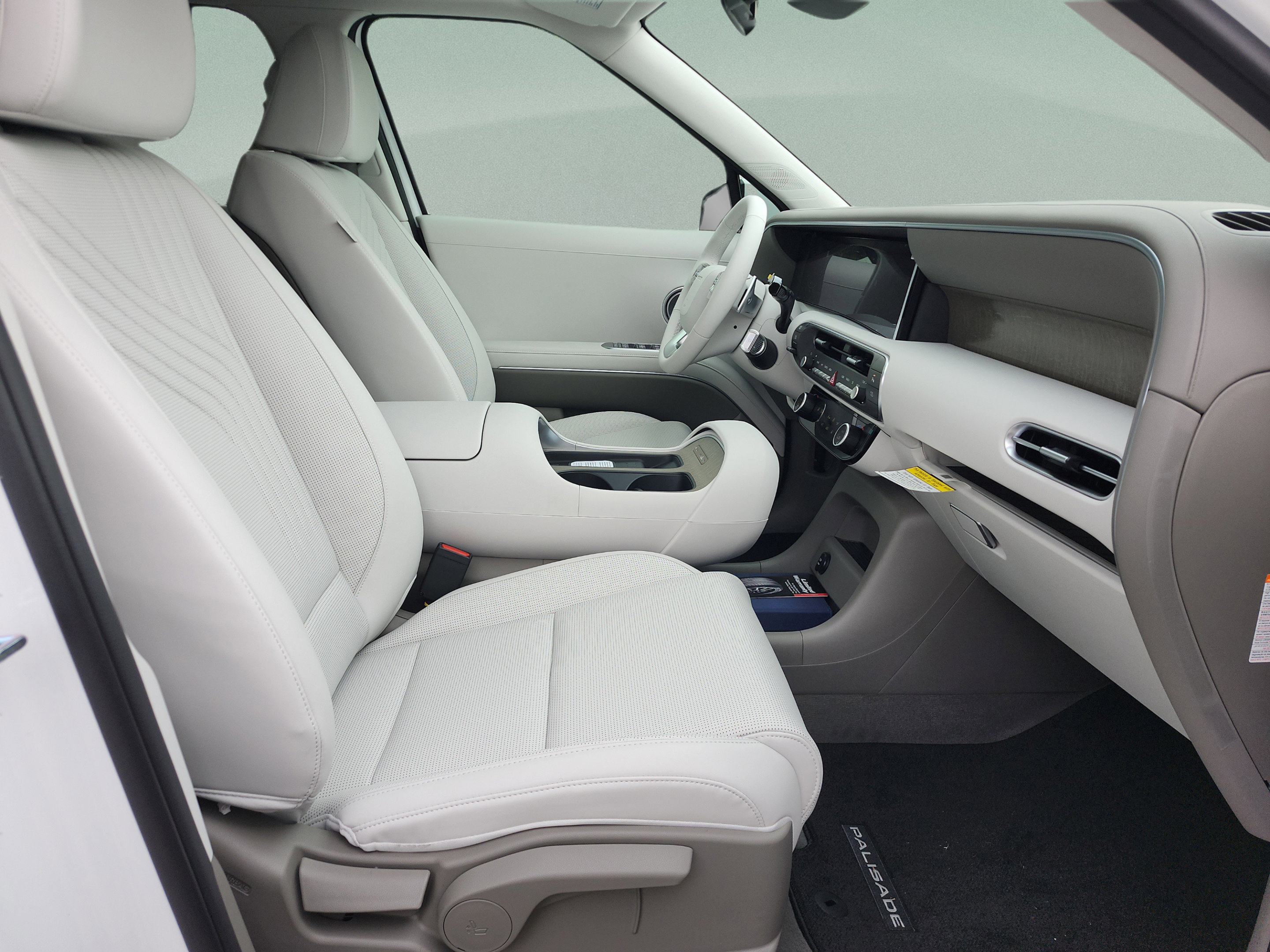 New 2026 Hyundai Palisade FWD Hybrid image 18