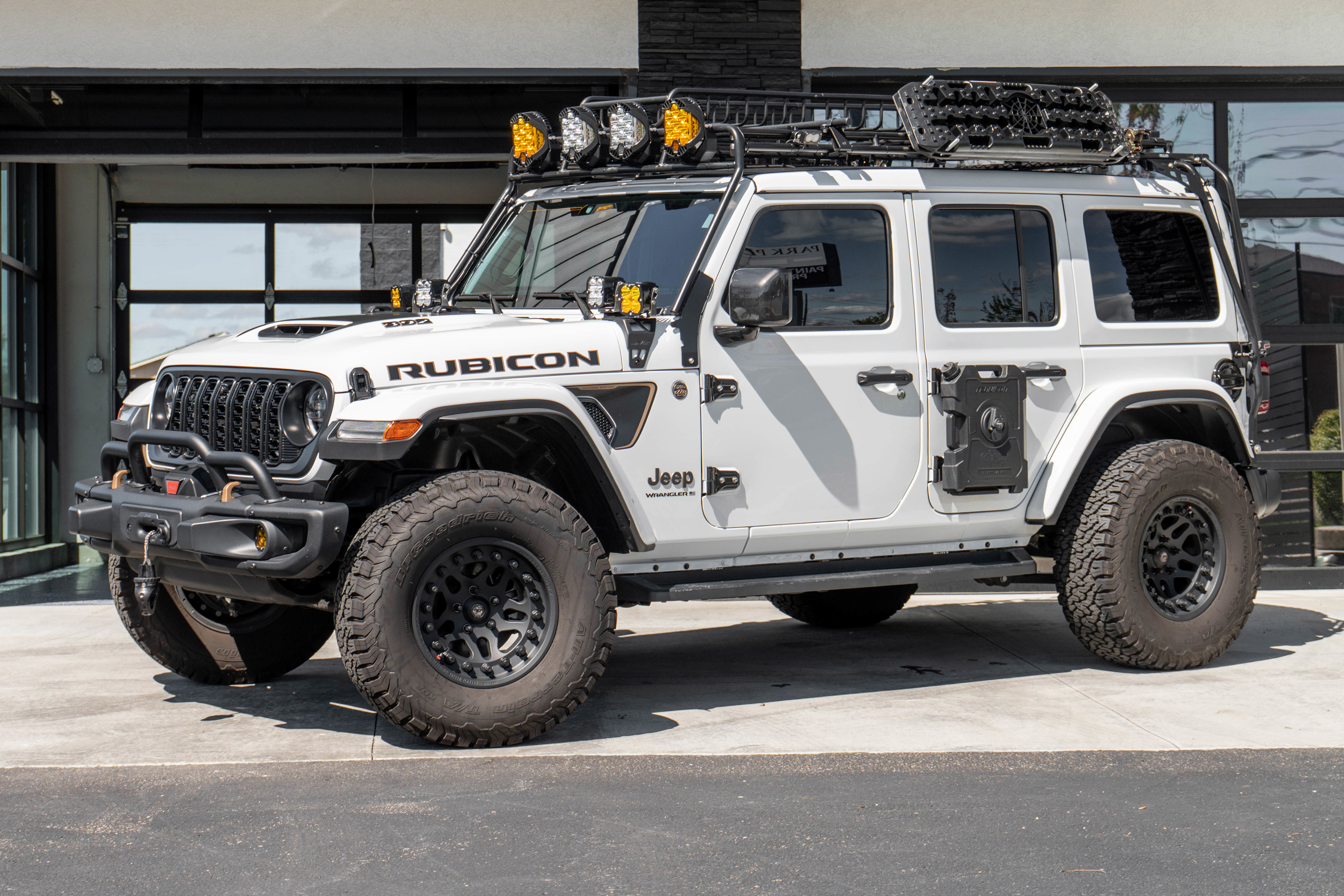 Used 2024 Jeep Wrangler Unlimited Rubicon 392 AWD/4WD image 2