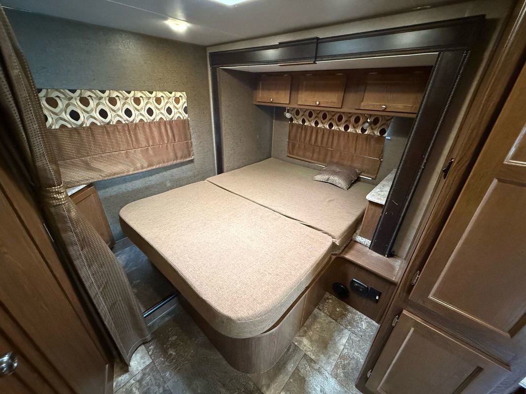 Used 2016 Ford E-350 and Econoline 350 Super Duty w/ Motorhome Prep Package RWD image 29