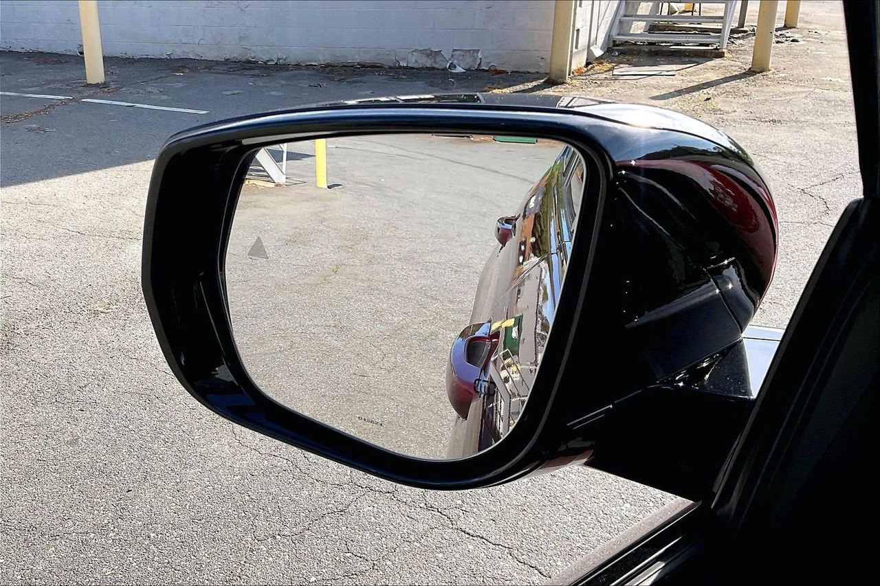 Certified 2025 Jeep Grand Cherokee L Altitude AWD/4WD image 30