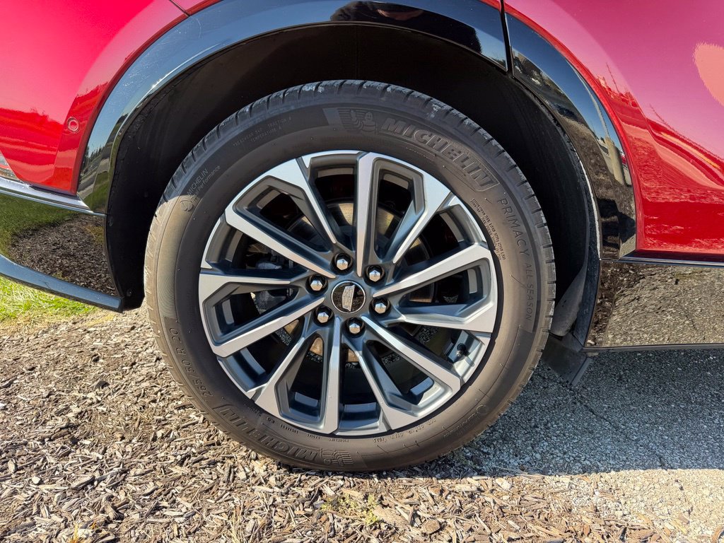 Certified 2024 Cadillac Lyriq Sport w/ LPO, Floor Liner Package AWD/4WD image 18