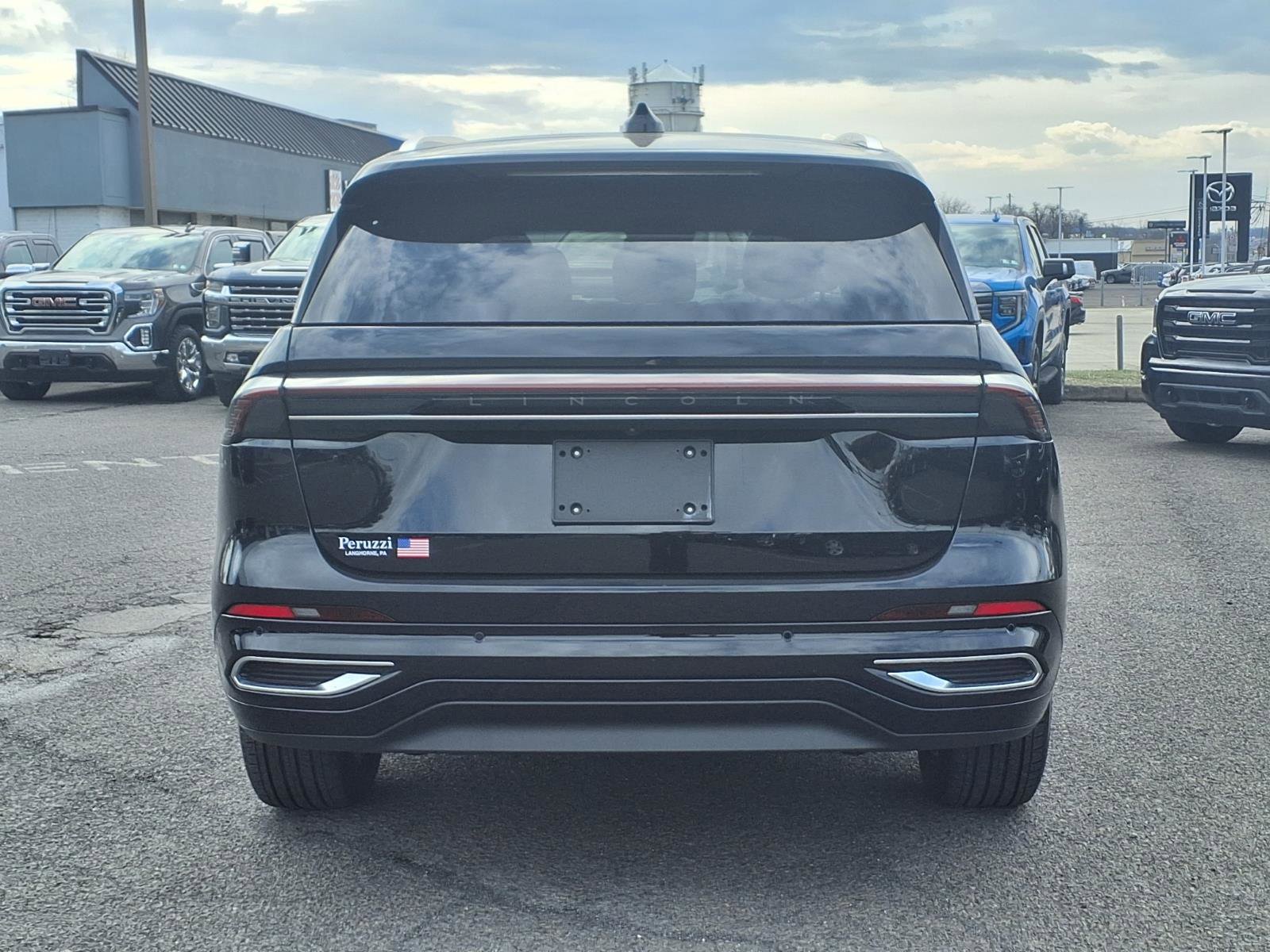 Used 2024 Lincoln Nautilus Reserve w/ Equipment Group 202A image 4