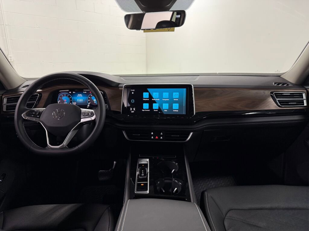 New 2026 Volkswagen Atlas SE image 11