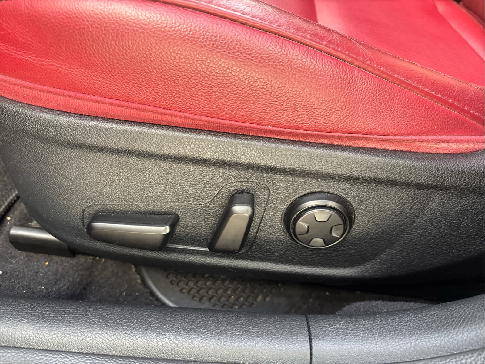 Used 2018 Kia Stinger GT1 image 8