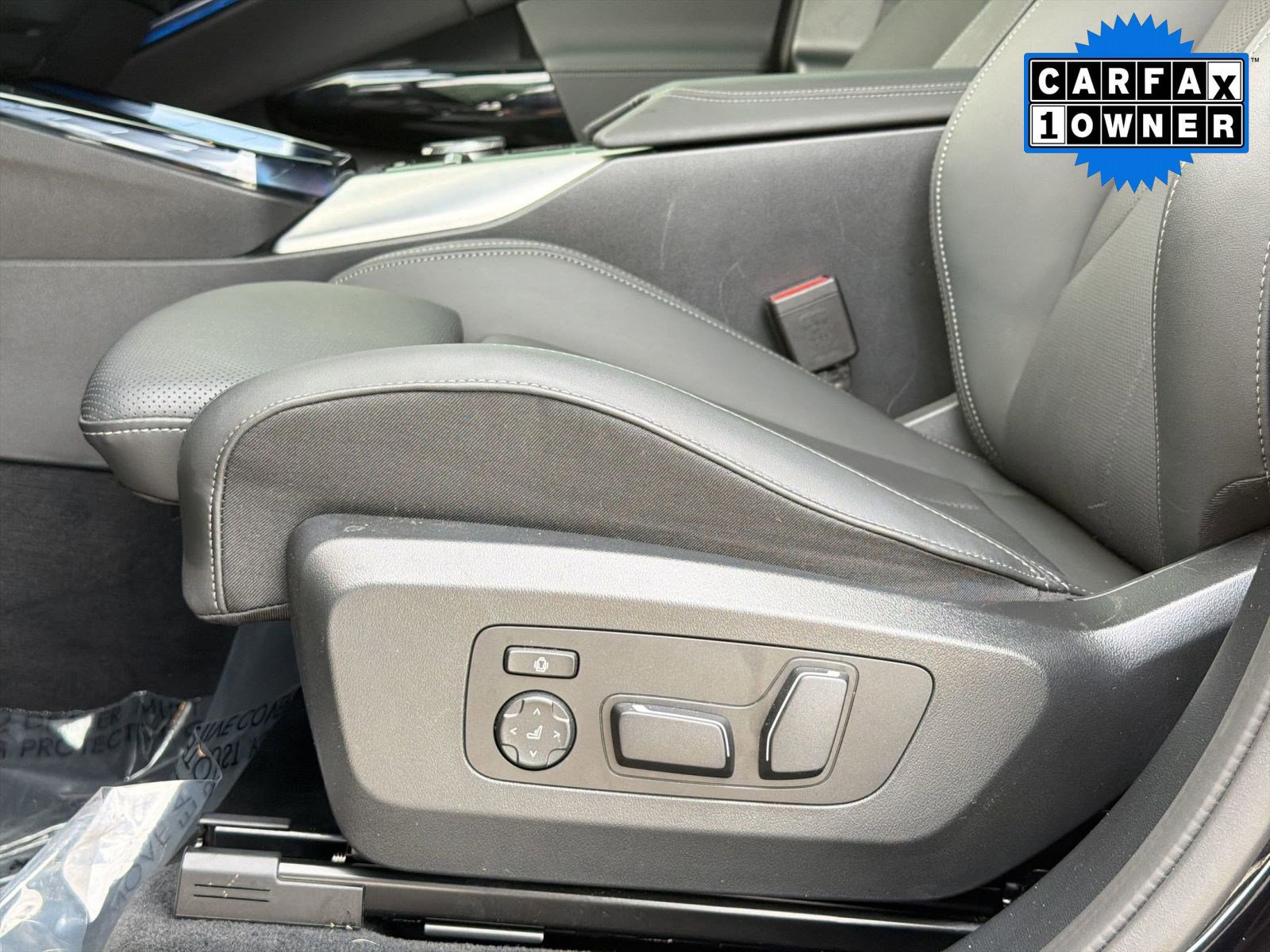 Used 2025 BMW X3 M50 w/ Premium Package image 14