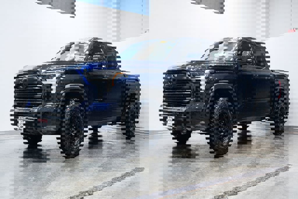 Used 2023 Toyota Tundra SR5 w/ Advanced Technology Package image 3