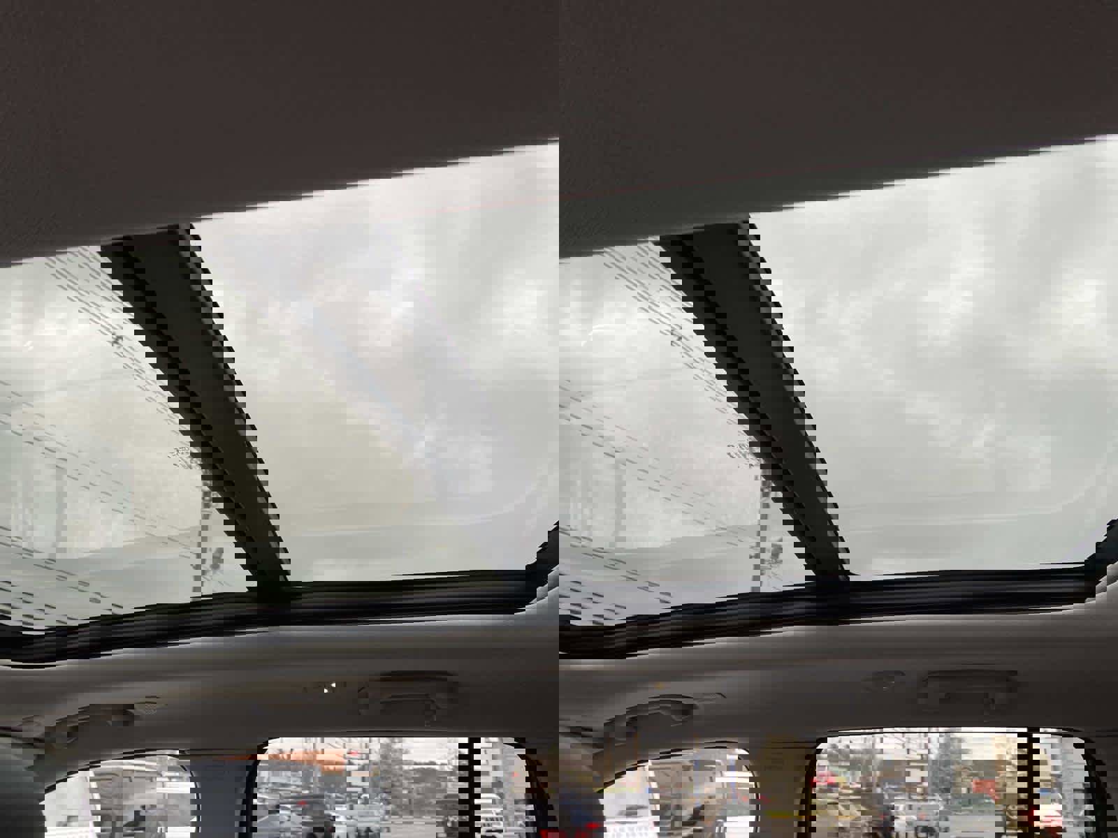 Used 2023 Jeep Grand Cherokee Limited image 12