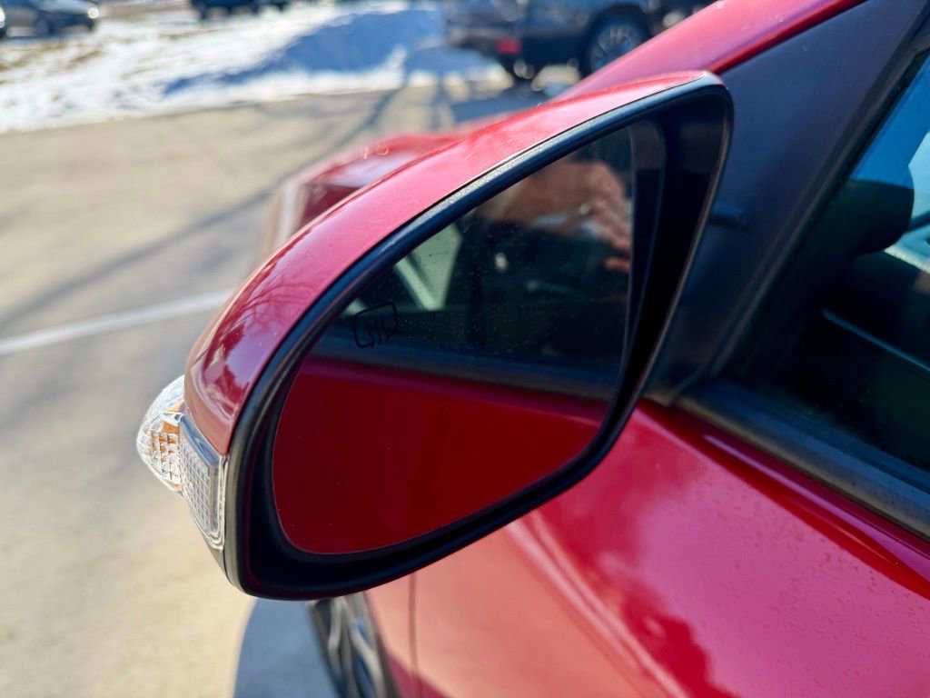 Used 2017 Toyota Corolla SE w/ Carpet Mat Package (TMS) image 11