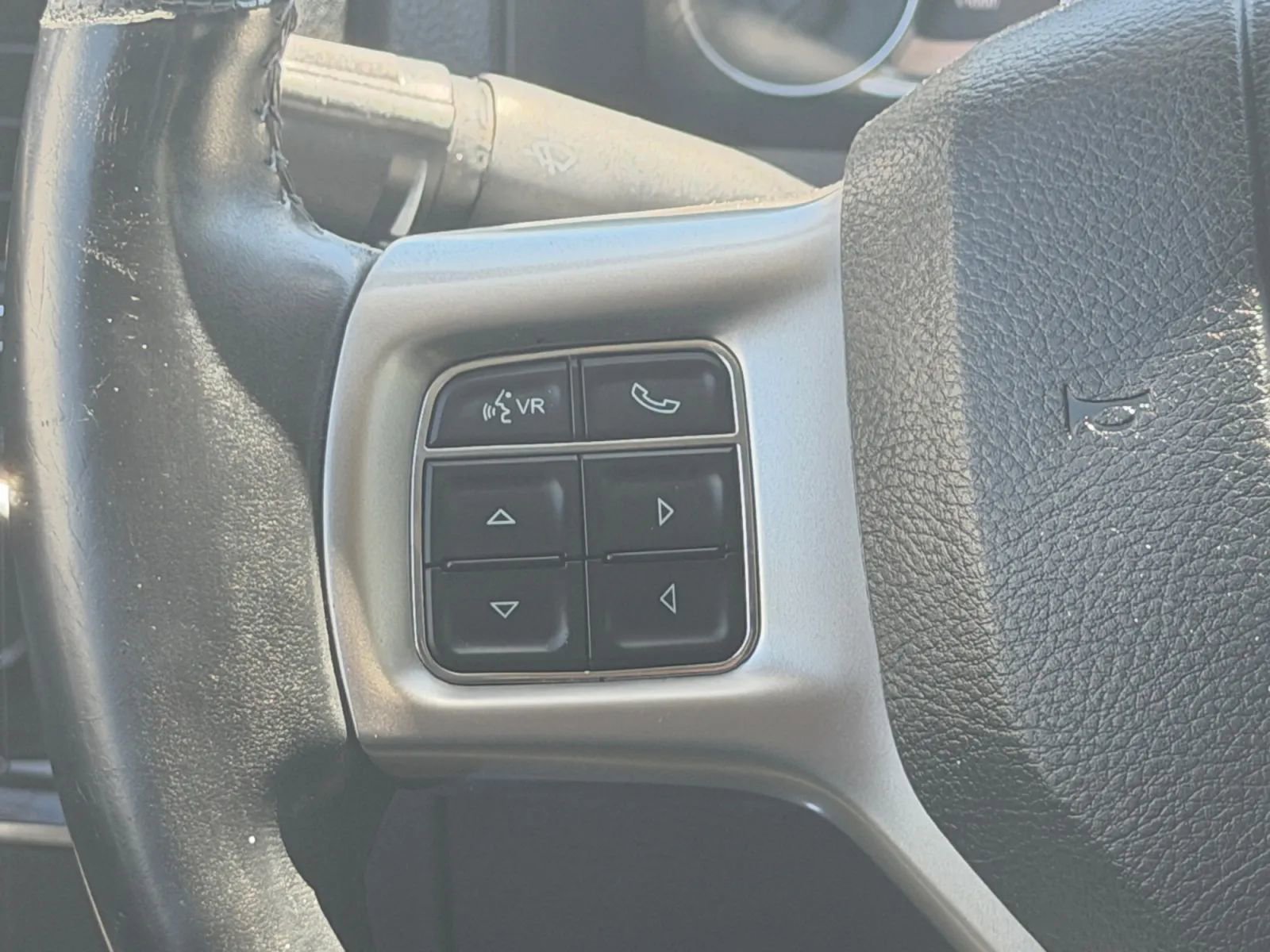 Used 2015 RAM 2500 Laramie image 24