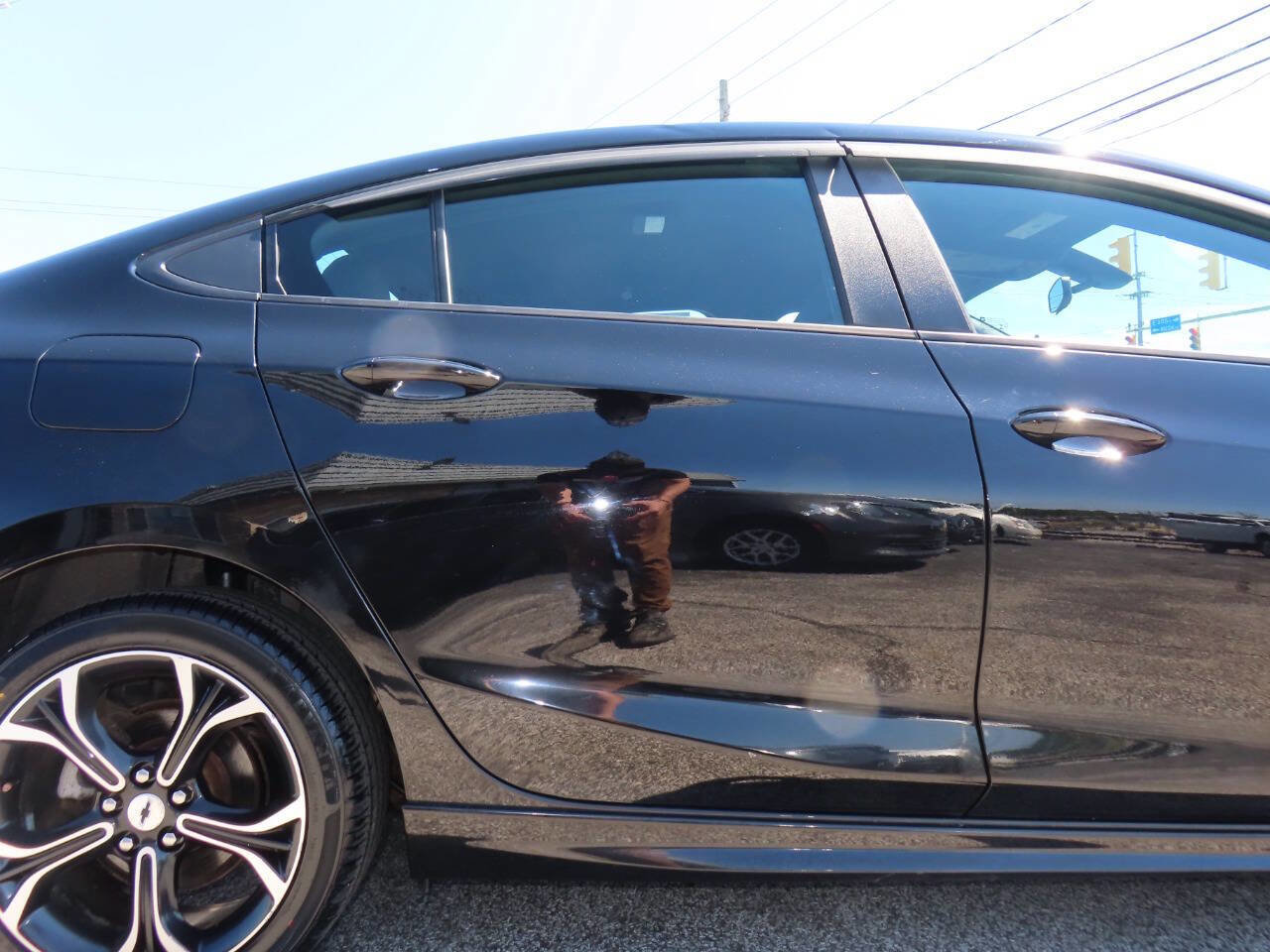 Used 2019 Chevrolet Cruze LT w/ RS Package FWD image 21