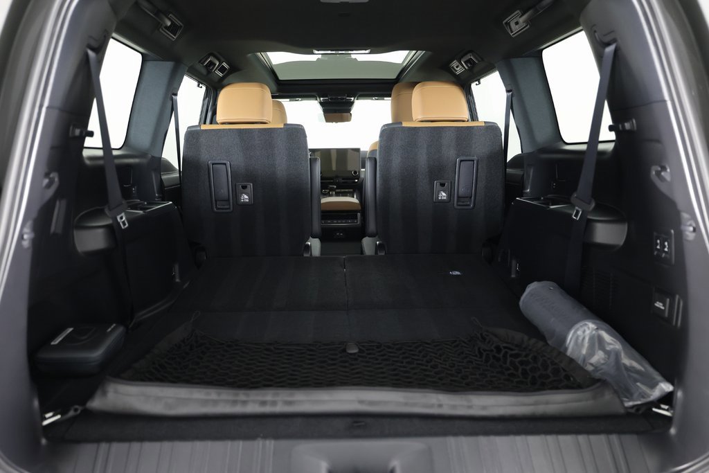 Used 2025 Lexus GX 550 image 15