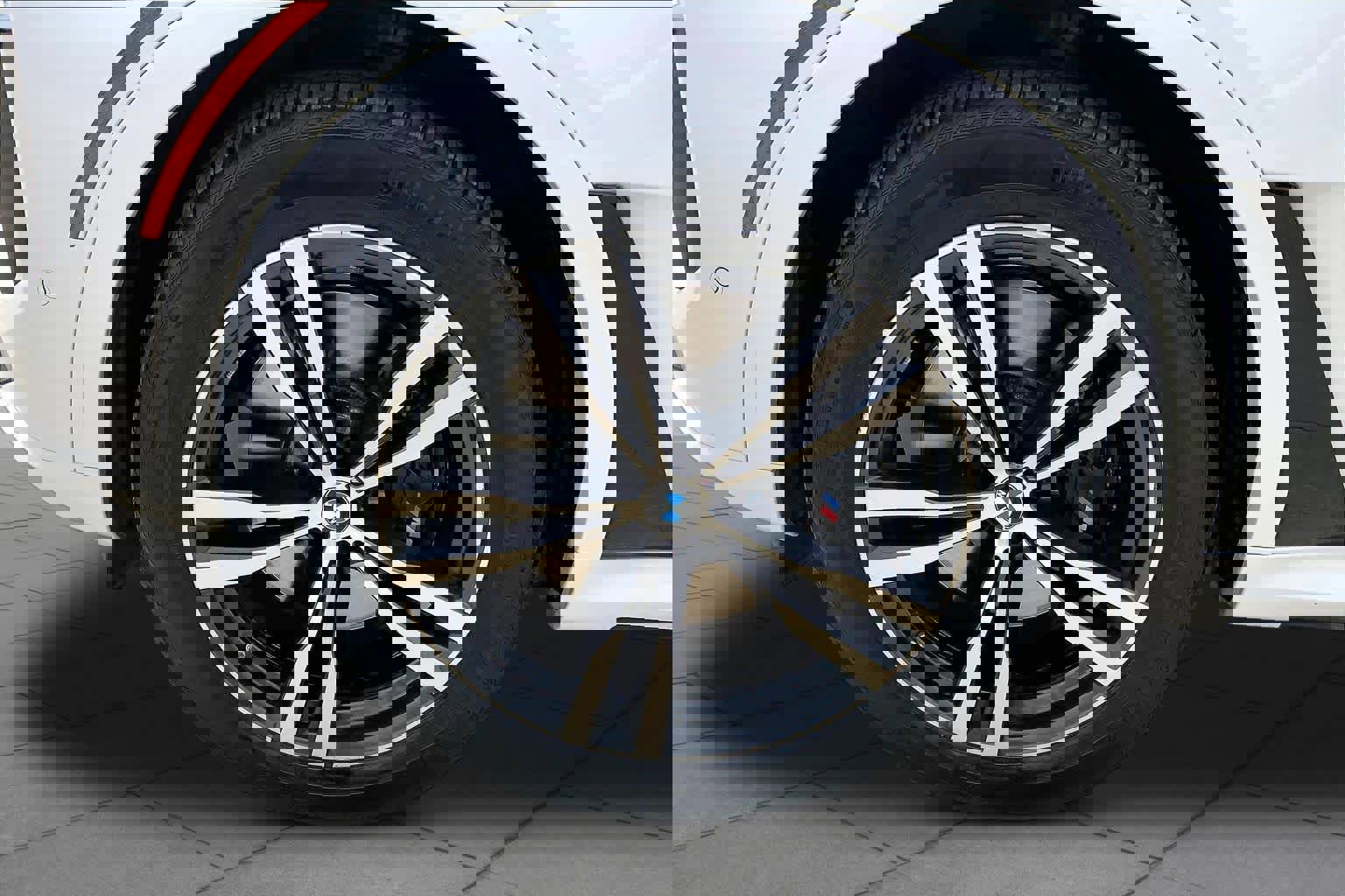 Used 2024 BMW X7 xDrive40i w/ M Sport Package image 10