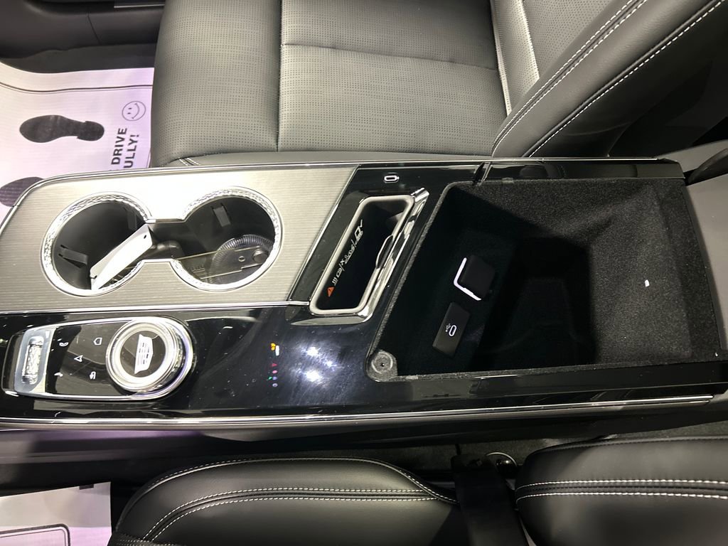 Used 2026 Cadillac Lyriq Sport AWD/4WD image 21