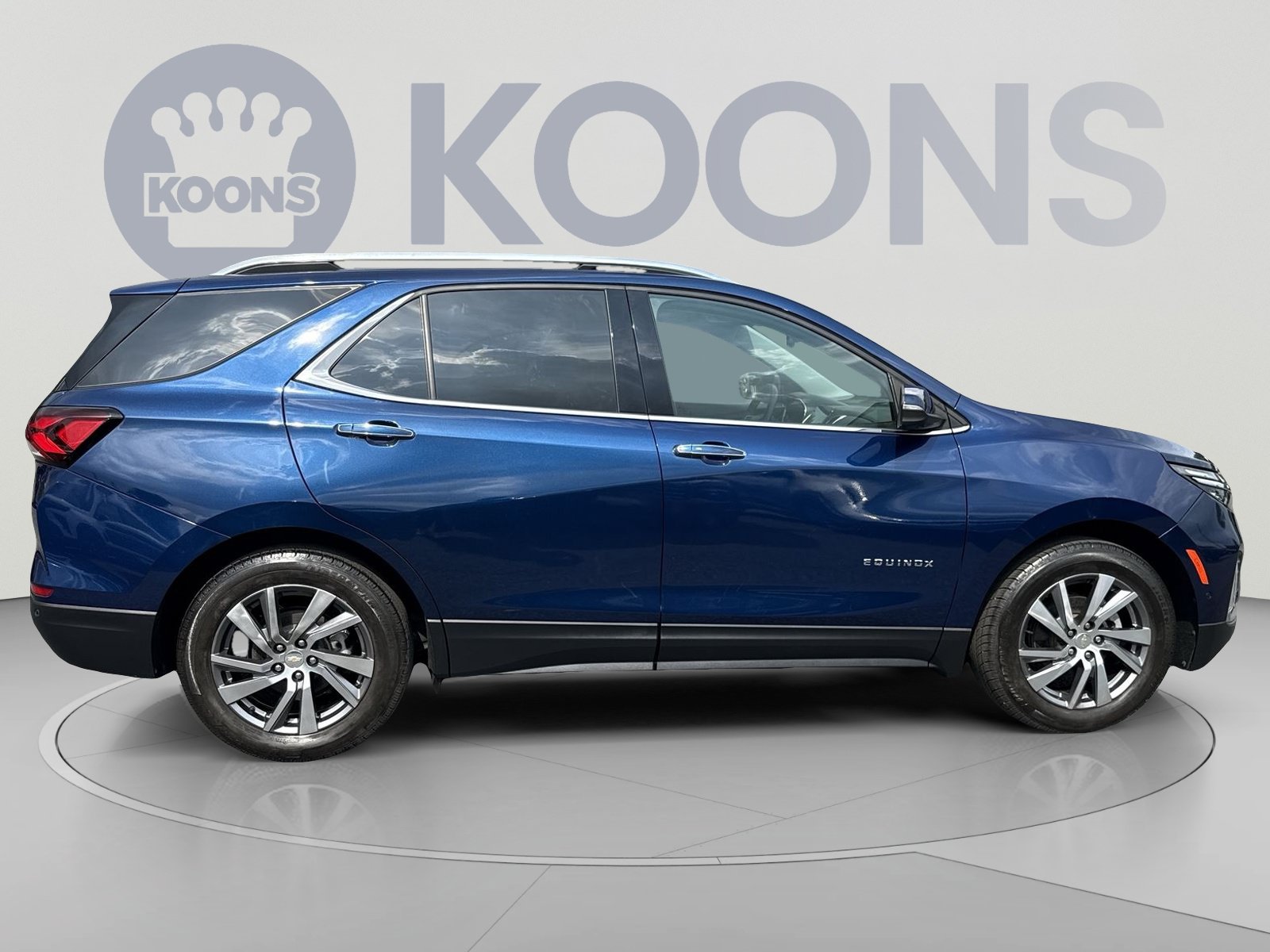 Used 2022 Chevrolet Equinox Premier FWD image 12
