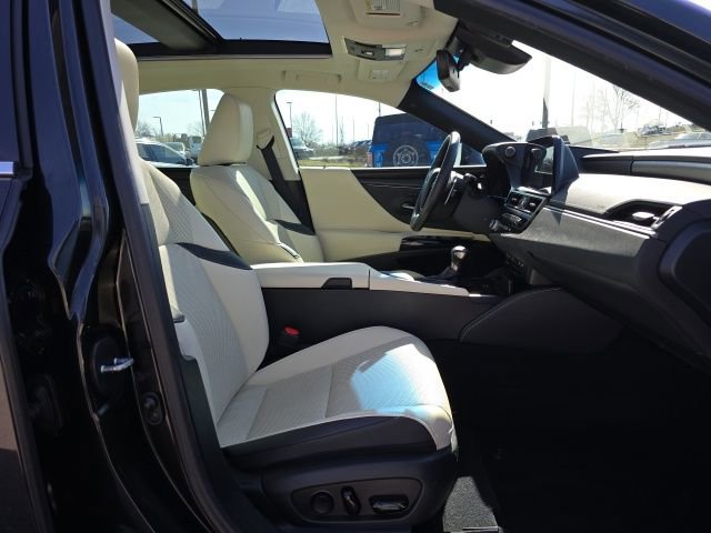Used 2022 Lexus ES 350 w/ Premium Package image 20