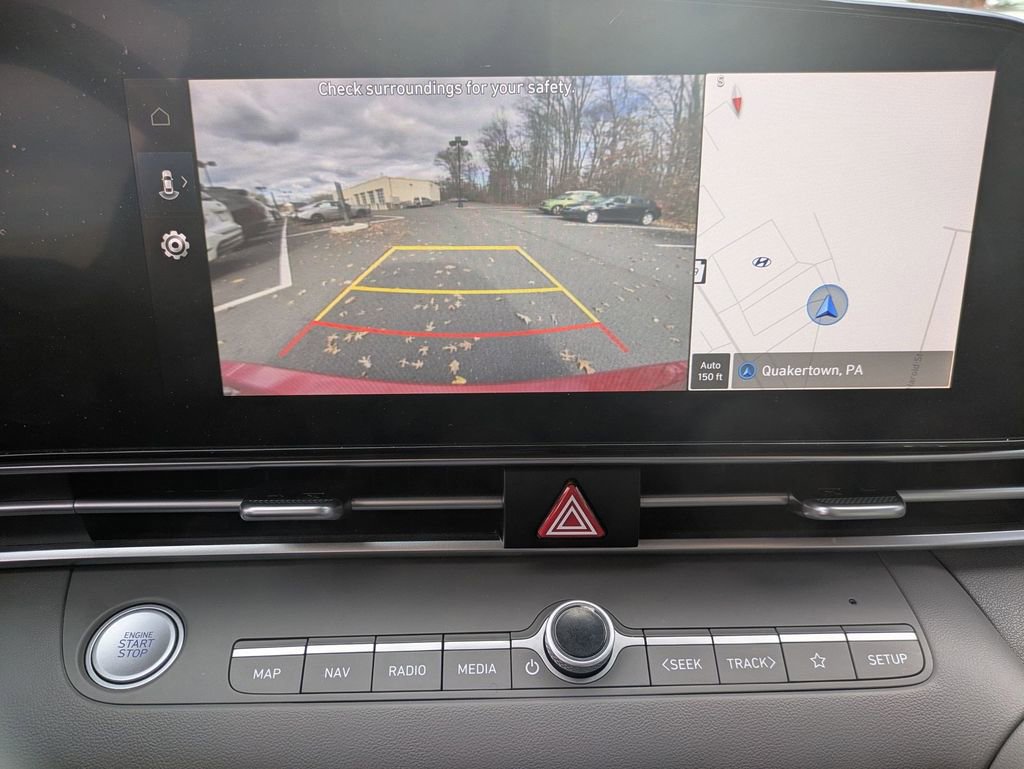 Certified 2023 Hyundai Elantra SEL w/ Convenience Package image 18