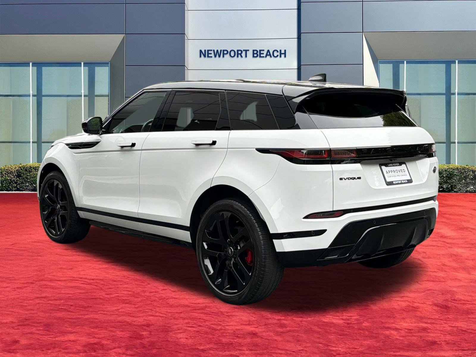 Used 2023 Land Rover Range Rover Evoque R-Dynamic SE AWD/4WD image 3