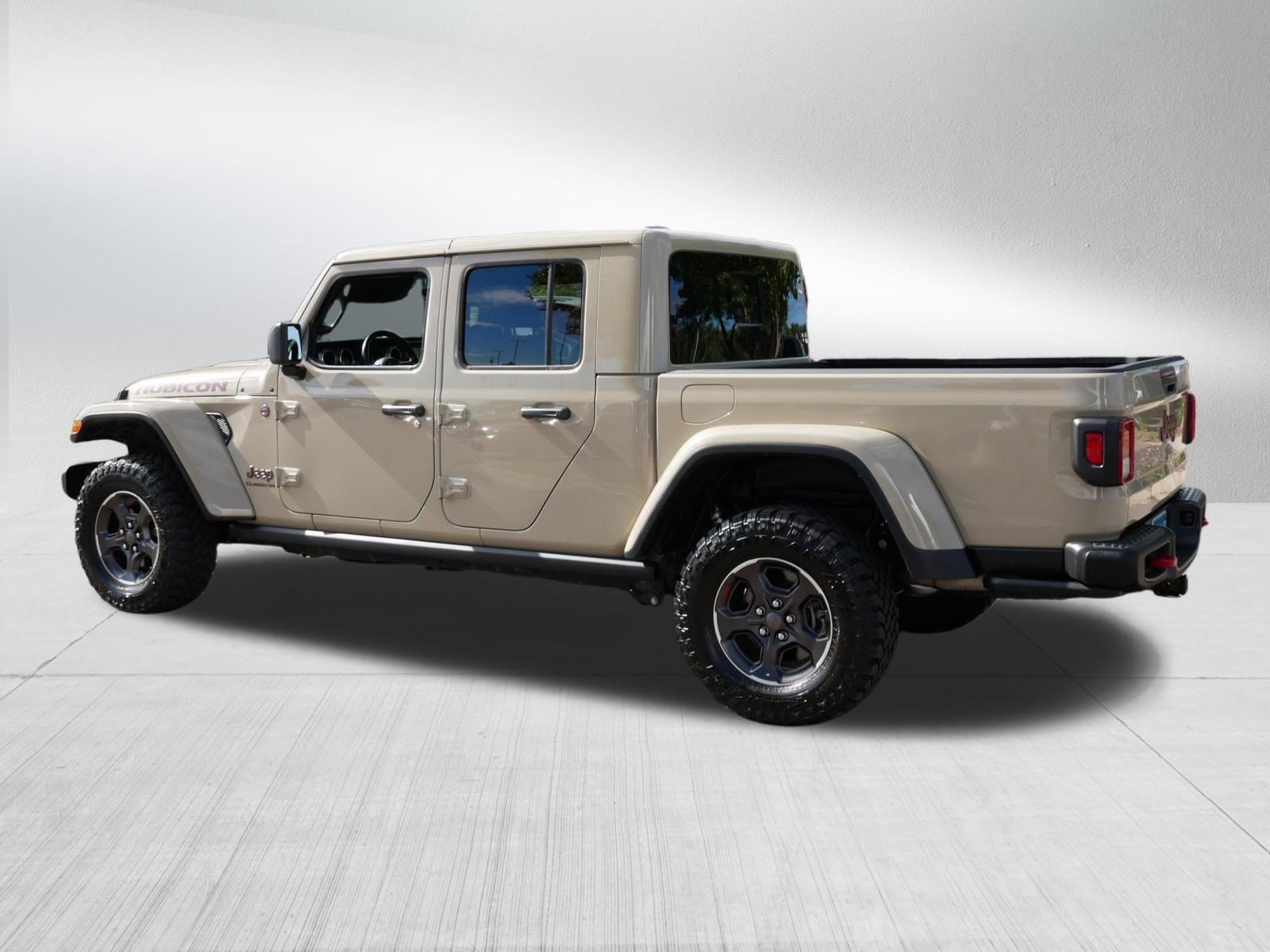 Used 2022 Jeep Gladiator Rubicon w/ Cold Weather Group AWD/4WD image 5