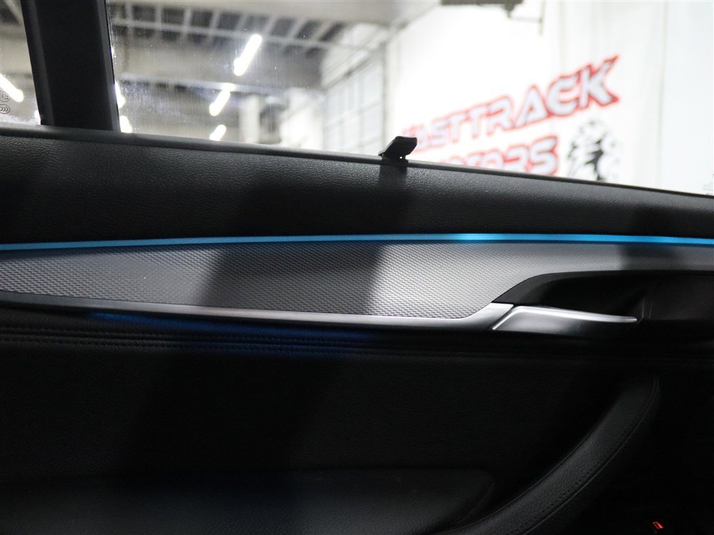 Used 2017 BMW X5 xDrive50i AWD/4WD image 26