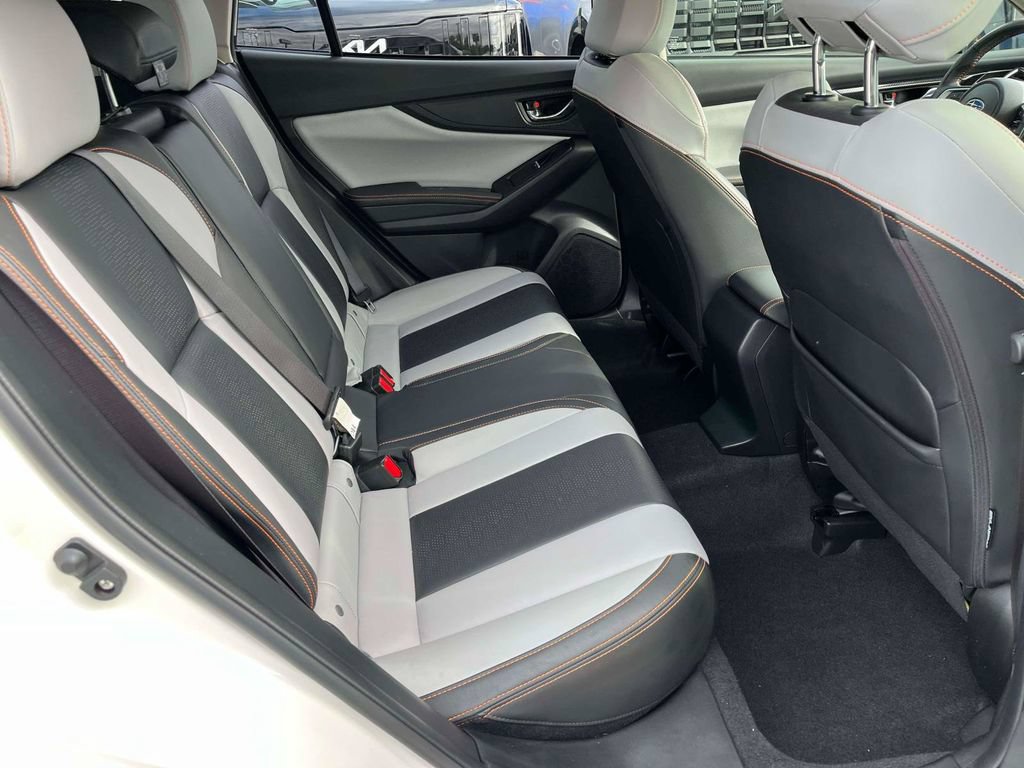 Used 2019 Subaru Crosstrek 2.0i Limited w/ Moonroof Package w/Navigation AWD/4WD image 9