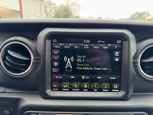 Used 2023 Jeep Wrangler Unlimited Sahara w/ Cold Weather Group image 19