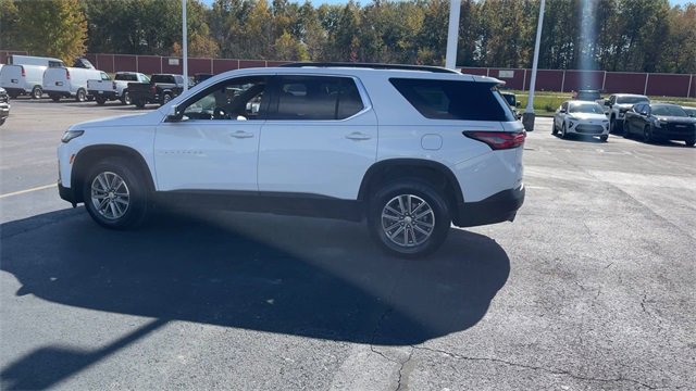 Used 2023 Chevrolet Traverse LT image 5