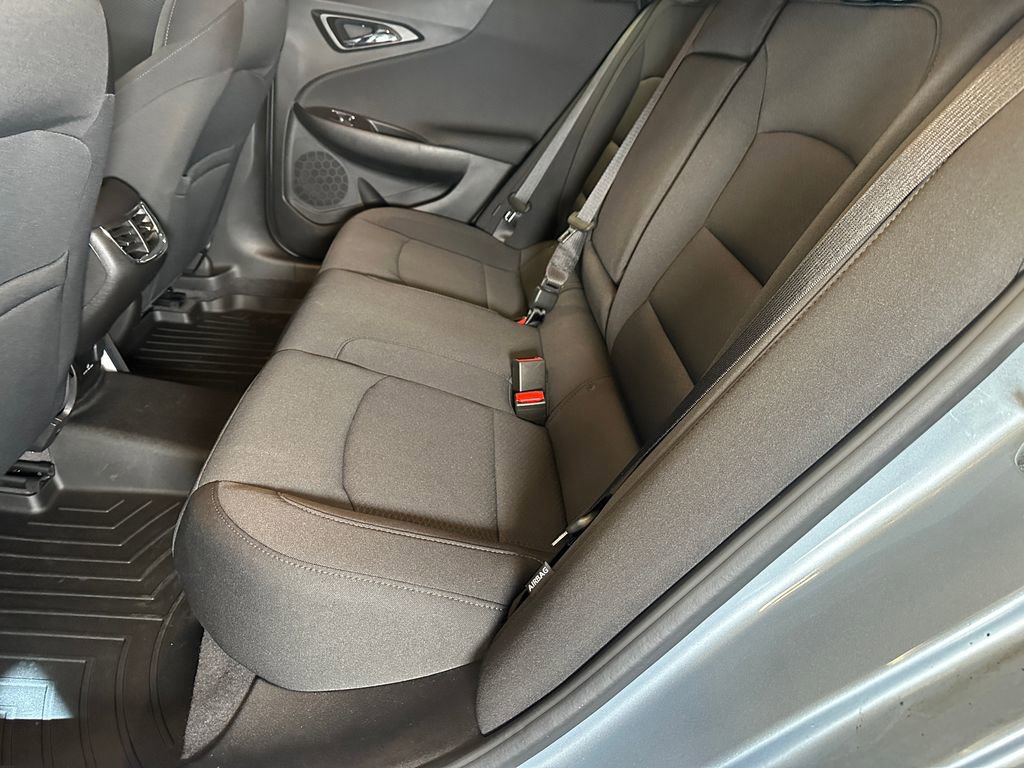 Used 2018 Chevrolet Malibu LT FWD image 21