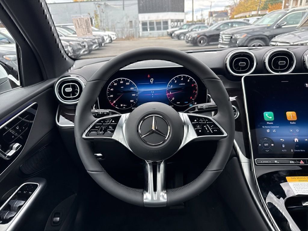 Used 2026 Mercedes-Benz GLC 300 4MATIC image 22