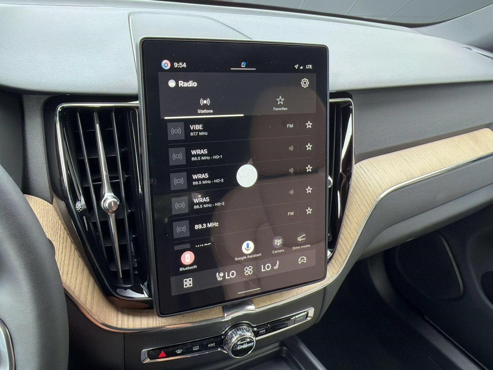 New 2026 Volvo XC60 T8 Plus w/ Climate Package AWD/4WD image 21