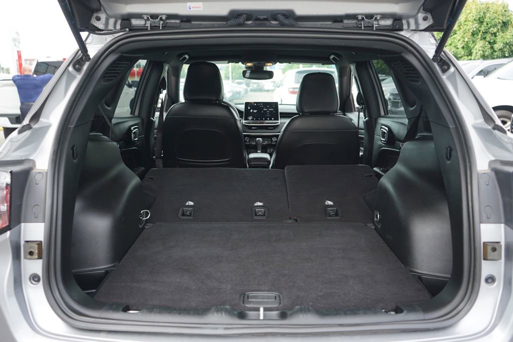 Used 2023 Jeep Compass Trailhawk AWD/4WD image 30