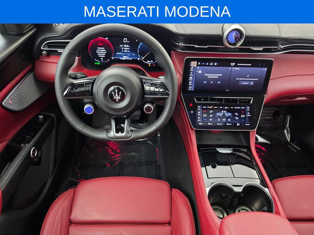 Used 2025 Maserati Grecale Modena image 13