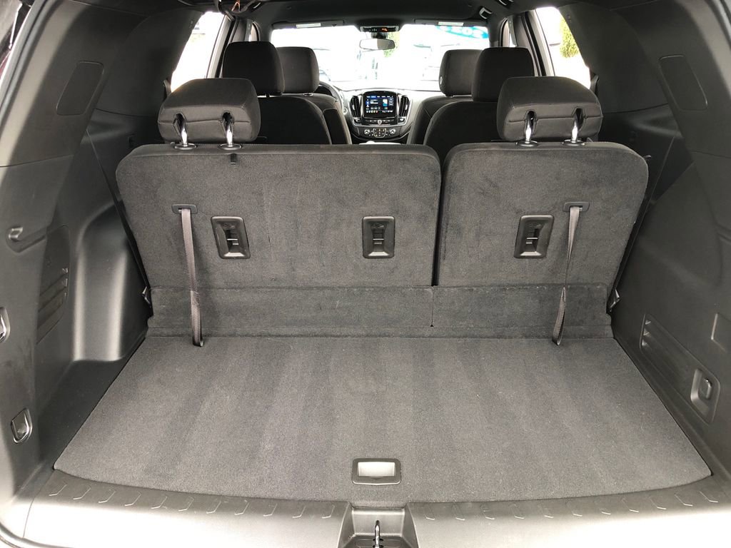 Used 2023 Chevrolet Traverse LT AWD/4WD image 17