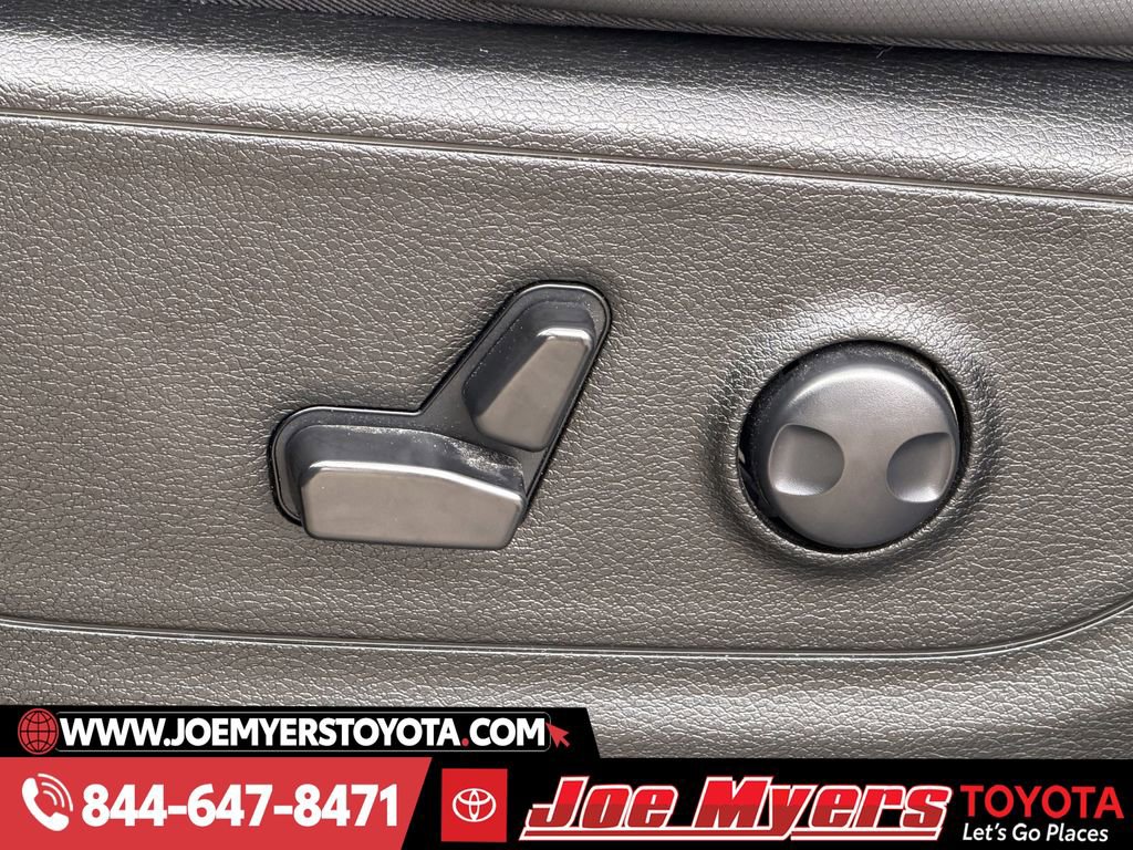 Used 2023 RAM 1500 Lone Star image 28