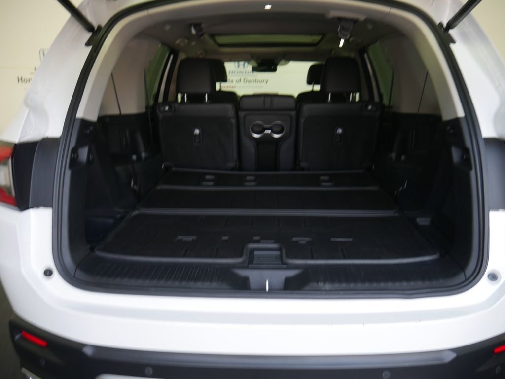 Certified 2023 Honda Pilot Touring image 10