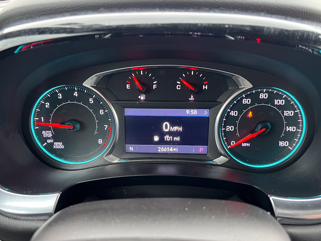 Used 2023 Chevrolet Traverse LT image 19